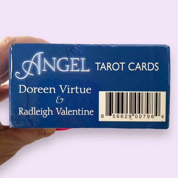 Angel Tarot 78 Card Deck Physical Guidebook Doreen Virtue & Radleigh Valentine - Picture 15 of 15